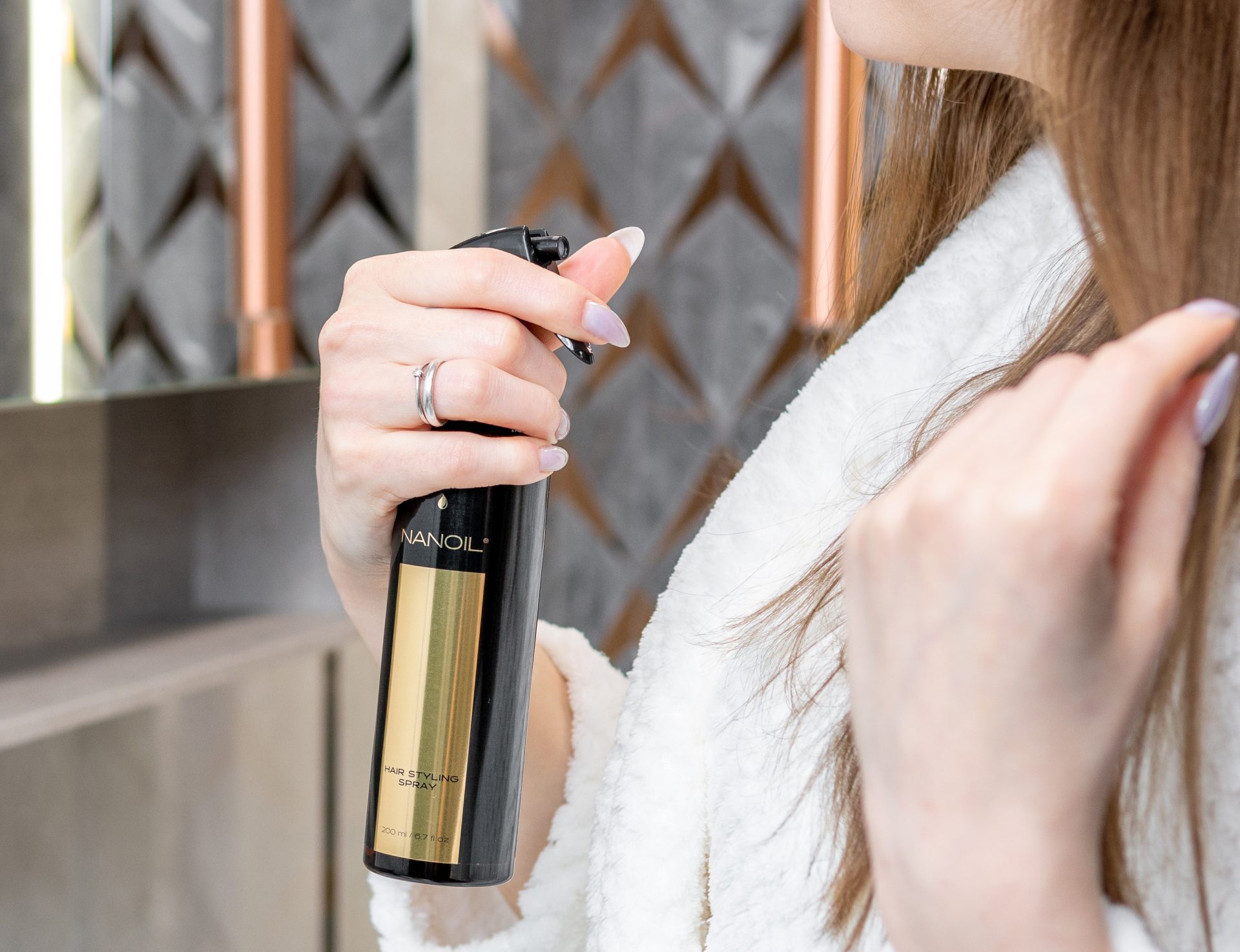 My Foolproof Way to Create Long-Lasting Hairstyles Quickly: Nanoil Hair Styling Spray Review